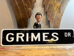 Grimes DR. Sign